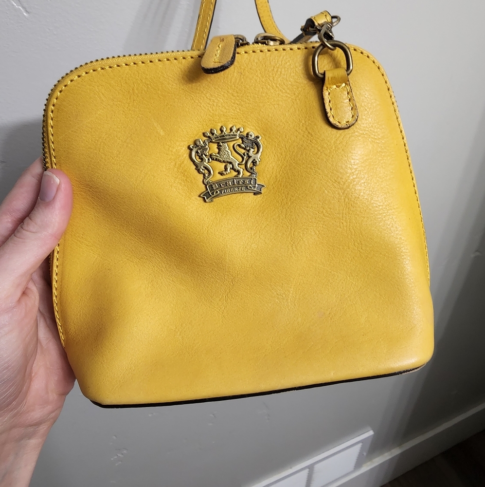 Pratesi Firenze Cross Body Genuine Leather Purse!